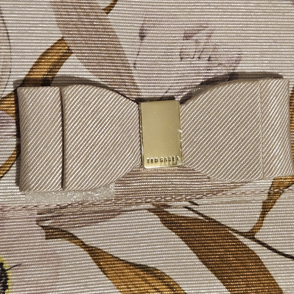 Ted Baker Clutch floral Canvas Chain new without tag. - Picture 7 of 9